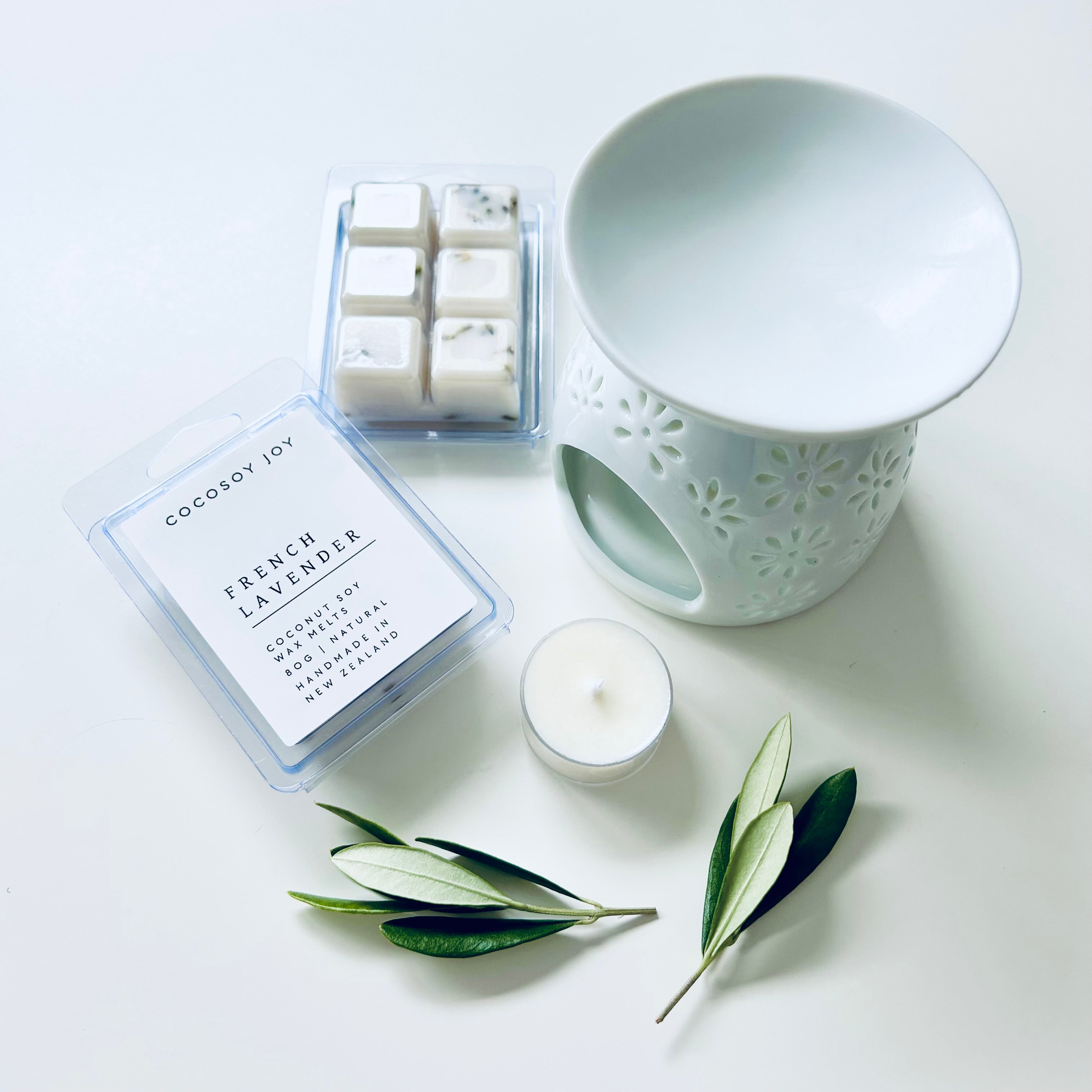 French Lavender Botanical Coconut Soy wax melts. Made from natural coconut and soy waxes and high-quality fragrance oils. Vegan, natural, paraffin-free, and phthalate-free. A safer and cleaner way to make your home beautifully fragrant. Handmade in New Zealand. Available at Cocosoy Joy NZ.