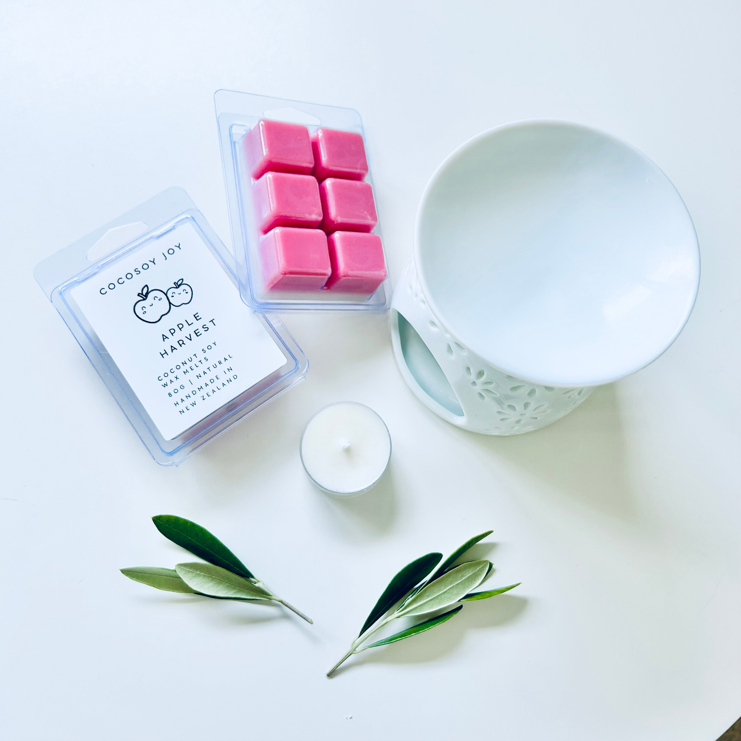 Apple Harvest Coconut Soy wax melts. Made from natural coconut and soy waxes and high-quality fragrance oils. Vegan, natural, paraffin-free, and phthalate-free. A safer and cleaner way to make your home beautifully fragrant. Handmade in New Zealand. Available at Cocosoy Joy NZ.