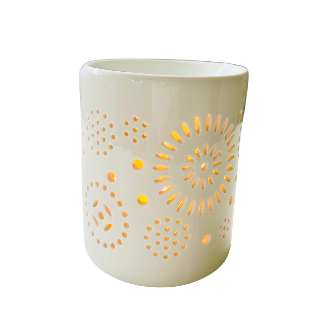Flower fireworks inspired ceramic wax warmer that goes perfect with our coconut soy tea light candles and beautifully scented coconut soy wax melts. Available at Cocosoy Joy New Zealand.